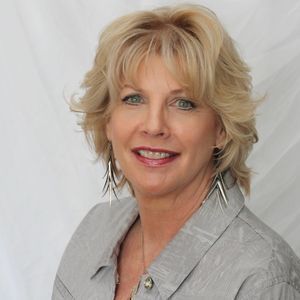 Meet your Posher, Linda